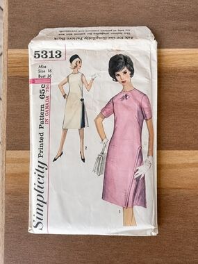 Simplicity #5313 Miss Size 16 Bust 36 1963 Sewing Pattern